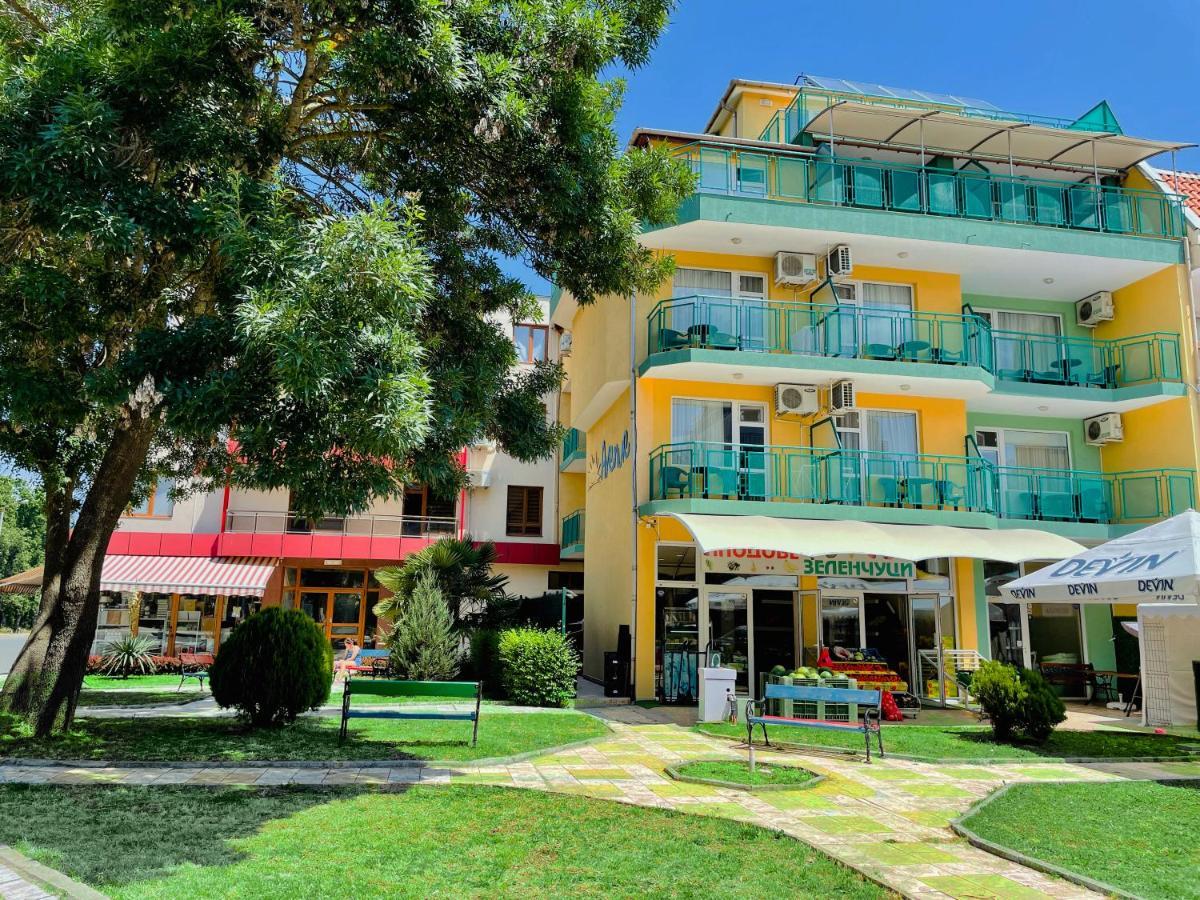 Family Hotel Avenue Kiten  Exteriör bild